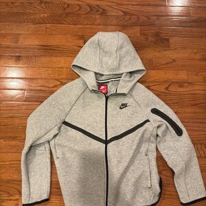 Nike Tech zip up old version youth XL WORN ONCE